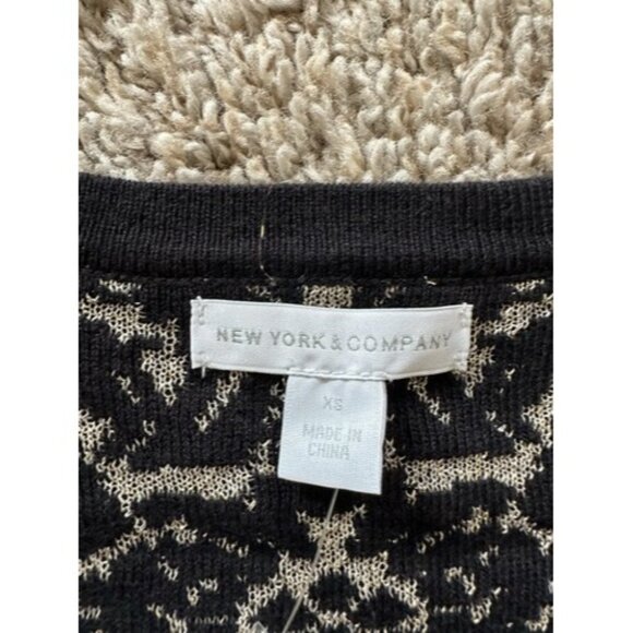 New York & Company Black Gold Floral V-Neck Cardigan Button up Size XS - Picture 8 of 13